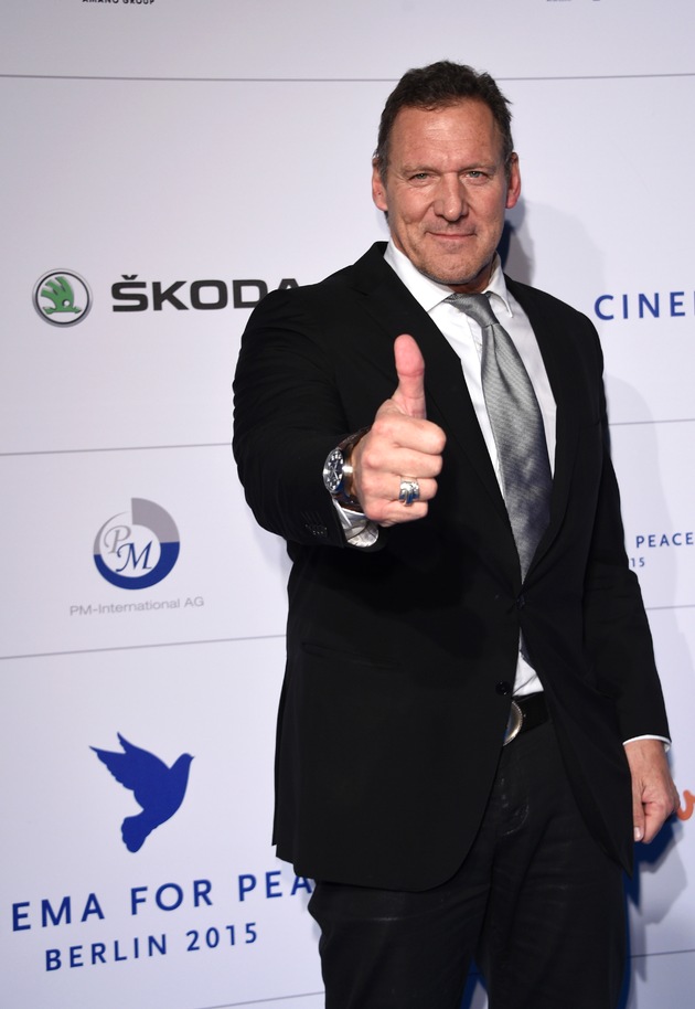 SKODA sorgte für glamourösen Auftritt bei Charity-Gala &apos;Cinema for Peace&apos; (FOTO)