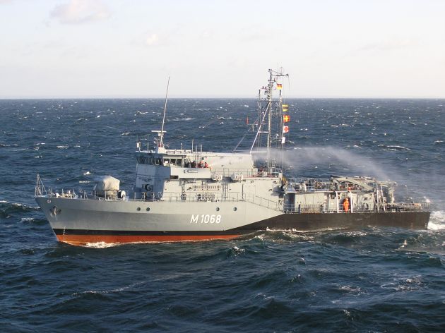 Marine: Minensprengung durch deutsches Marineschiff
