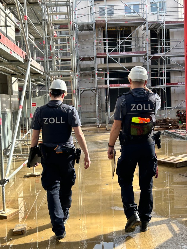 HZA-GI: Zollkontrolle auf Baustelle - sieben Festnahmen
