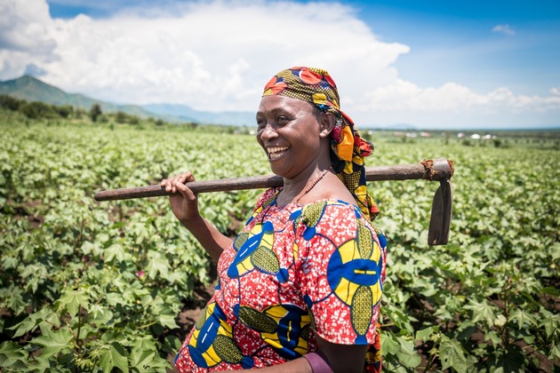 World Cotton Day – Studienergebnisse zeigen positiven Einfluss von Cotton made in Africa auf das Leben afrikanischer Kleinbauern