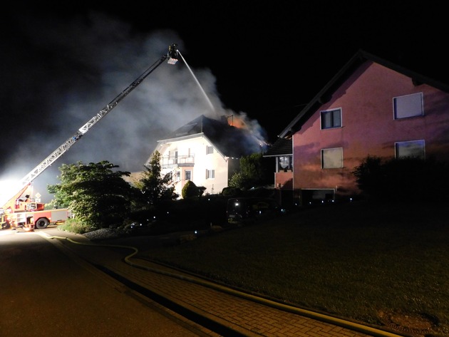 POL-PDKO: Badenhard - Brand eines Mehrfamilienhauses