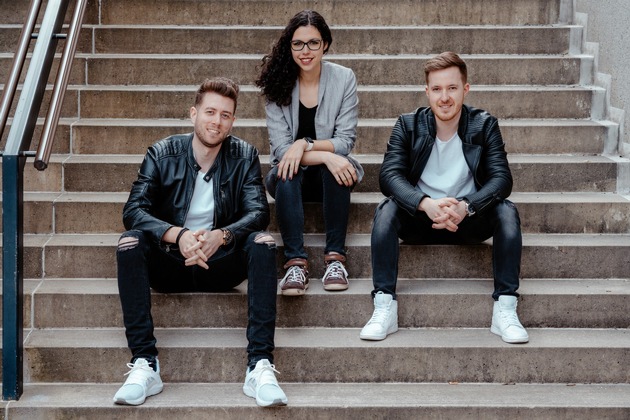 The Riders und Girls on Bikes: Neuer digitaler Spielplatz für die Schweizer Töffwelt geht live