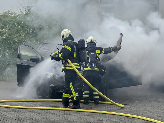 FW-MK: PKW Brand an der Mendener Straße