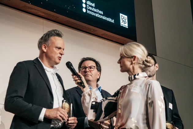 DUP belohnt Wüstenpioniere: Qubite International erhält KI Innovator-Preis