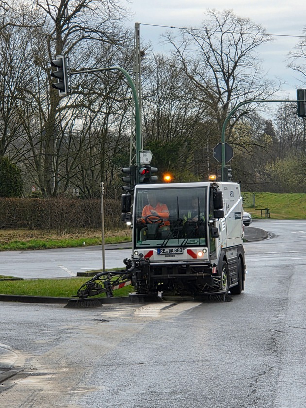 FW Datteln: Kraftstoffspur führt durch das gesamte Staftgebiet