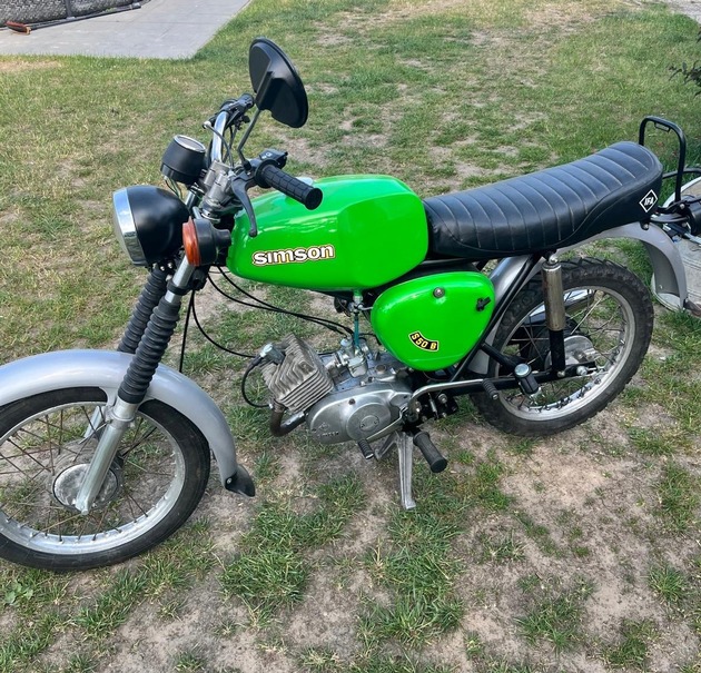 POL-HRO: Polizei bittet um Hinweise zum Diebstahl zweier Simson-Mopeds in Schwerin