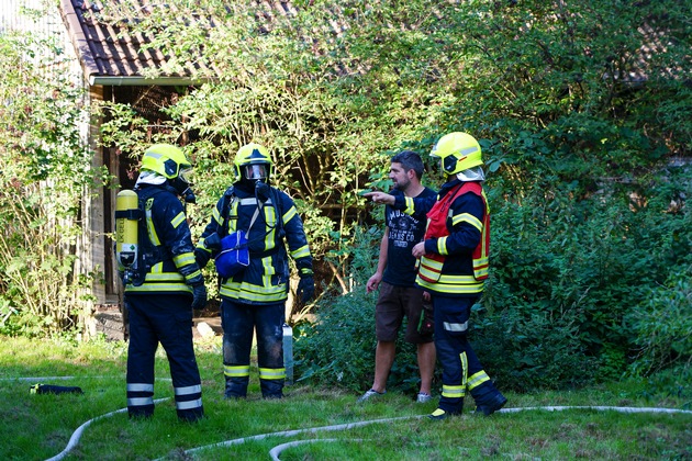 FW Flotwedel: Mehrere Personen bei Brand vermisst - Löschzug Eicklingen probt den Ernstfall