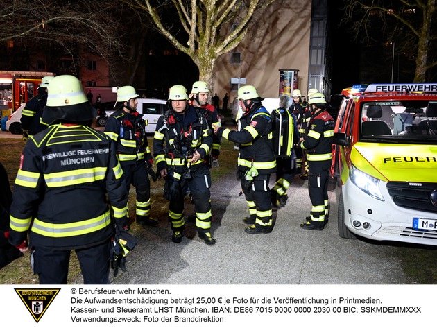FW-M: Kellerbrand mit vier Verletzten (Forstenried)