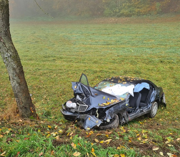 FW Stockach: Drei schwere Verkehrsunfälle vom 29.10.2024 bis zum 01.11.2024 fordern Feuerwehr