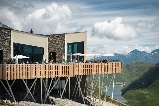 Medienmitteilung - Andermatt Swiss Alps lockt wieder mit nachhaltigem Genuss und kulinarischer Vielfalt am Berg
