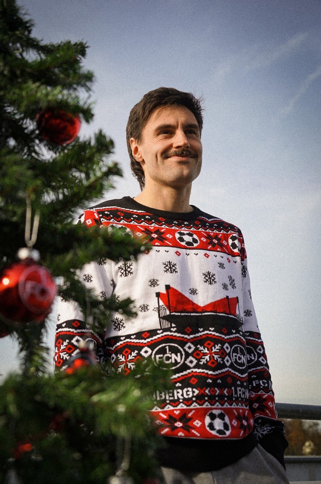 1. FC Nürnberg präsentiert ersten nachhaltigen Christmas-Sweater
