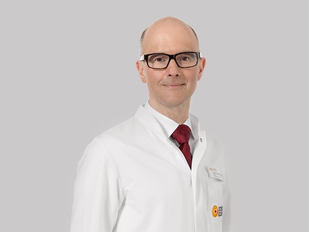Pressemeldung: Schön Klinik Neustadt als Wirbelsäulen-Spezialzentrum zertifiziert