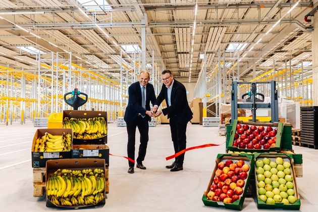 Lidl Svizzera: inaugurazione magazzino frutta e verdura / Edificio logistico supplementare per rispondere alla crescita