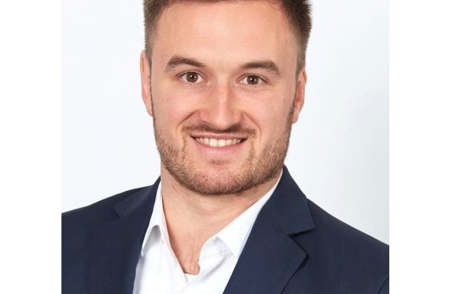 Simon - Kucher & Partners: Ziga Lesnik neuer Telko-Partner bei Simon-Kucher: "Wer den Wandel von Telco zu 'Tech-Co' nicht schafft, wird abgeh&auml;ngt!"