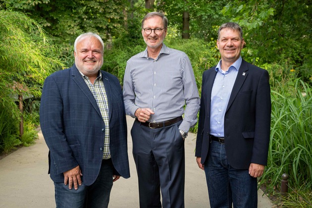 Dem Staatsziel Artenschutz verpflichtet: Wie Zoos die Biodiversität retten / VdZ-Jahrestagung und Zoo- und Wildtier-Forum