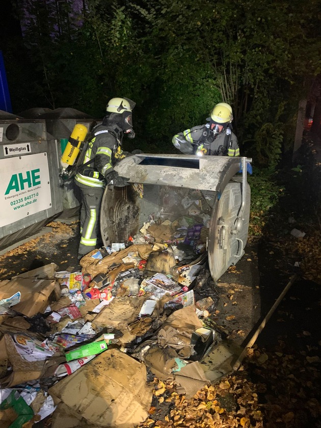 FW-EN: Unruhige Nächte für die Feuerwehr Wetter (Ruhr) - 5 Einsätze bisher am Wochenende