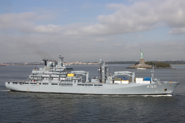 Über Nuuk bis nach New York - &quot;Berlin&quot; kommt nach Wilhelmshaven zurück