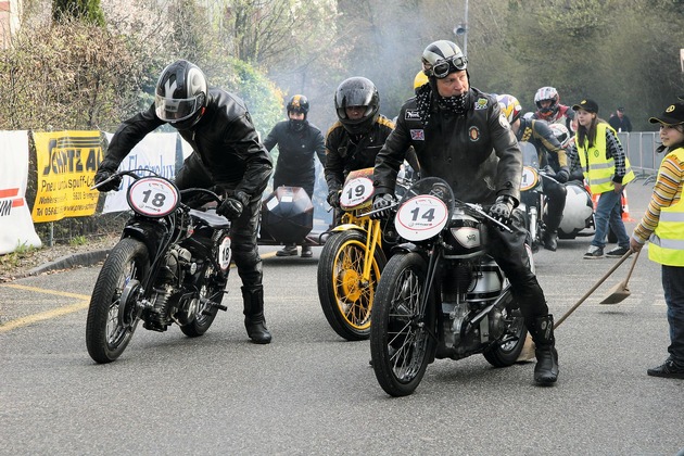 GP Mutschellen: Grösster Oldtimer-Rennsportanlass der Schweiz  findet am Sonntag, 4. Mai 2014 statt (BILD)