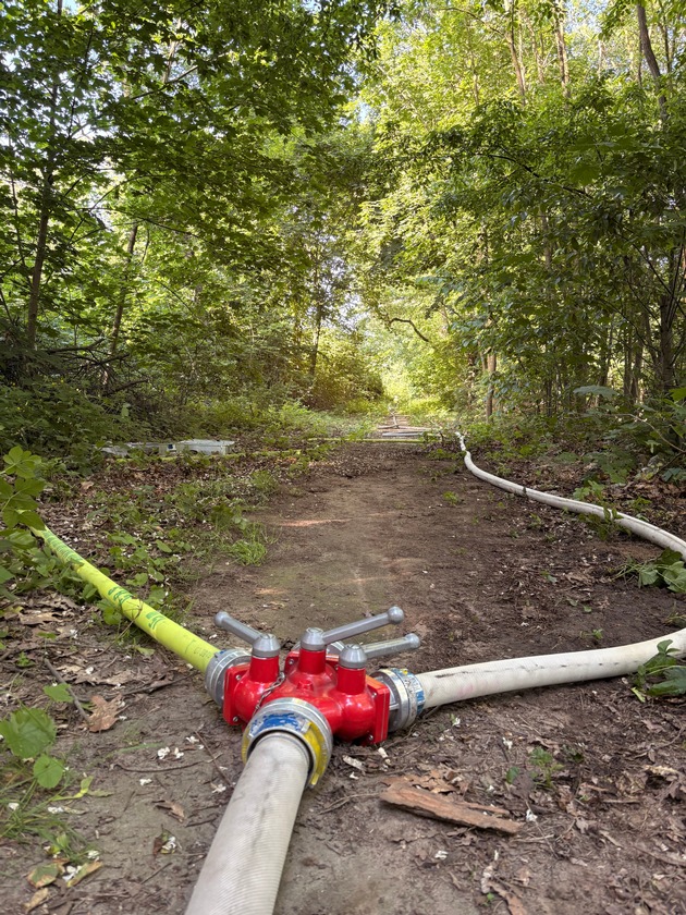 FW Voerde: Einsatzreicher Abend für die Feuerwehr Voerde