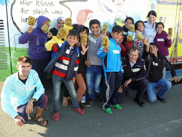 POL-PPKO: Polizeipuppenbühne spielte in Flüchtlingsunterkunft
