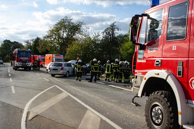 FW-MK: Verkehrsunfall in Iserlohn Rheinen