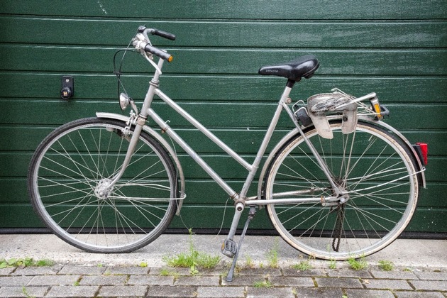 POL-CUX: Fahrraddiebstähle - Eigentümer gesucht (Lichtbilder in der Anlage)