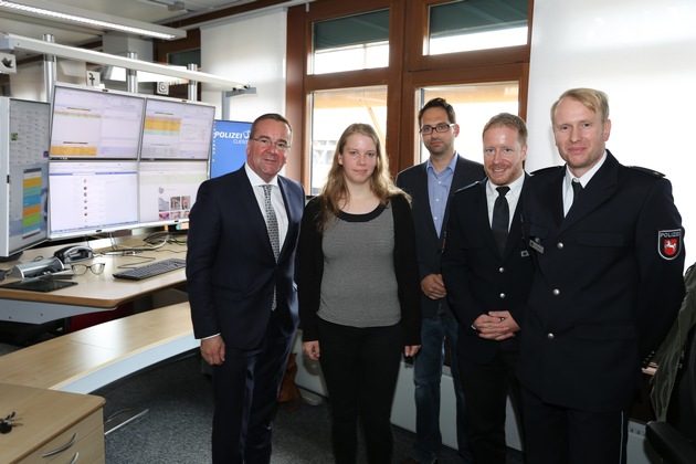 POL-OS: Innenminister Pistorius besucht &quot;Intel Officer&quot; der Polizei in Osnabrück