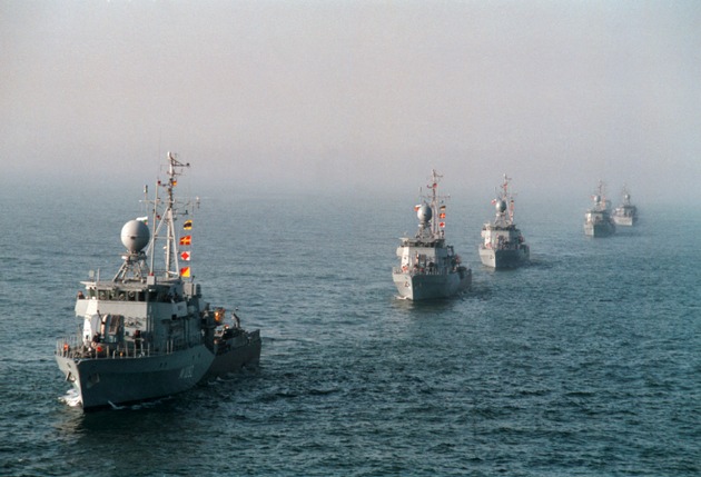 Marine - Pressemeldung / Pressetermin: Wechsel an der Spitze des  5. Minensuchgeschwaders (mit Bild)