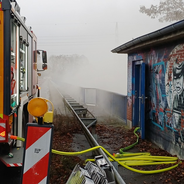 FW-EN: Wetter - Feuerwehr zu Wochenbeginn mehrmals im Einsatz