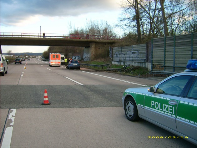 POL-HI: Ein verletzter nach schweren Verkehrsunfall auf der BAB 7