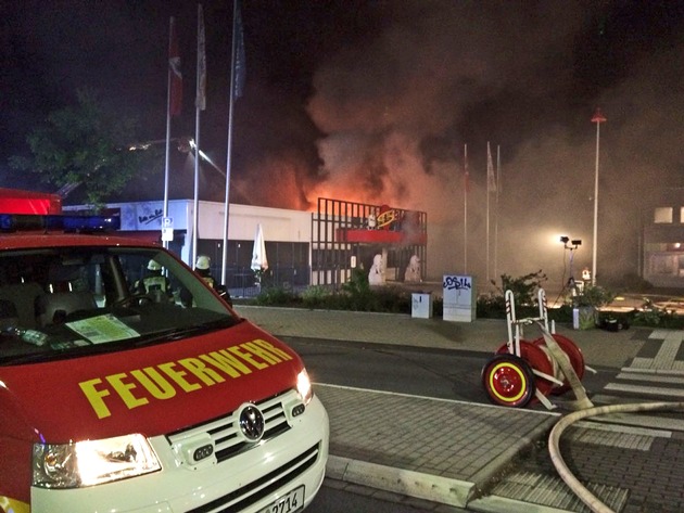 POL-ME: Brandermittlungen nach Brand in Gaststätte eingeleitet - Haan - 1805012