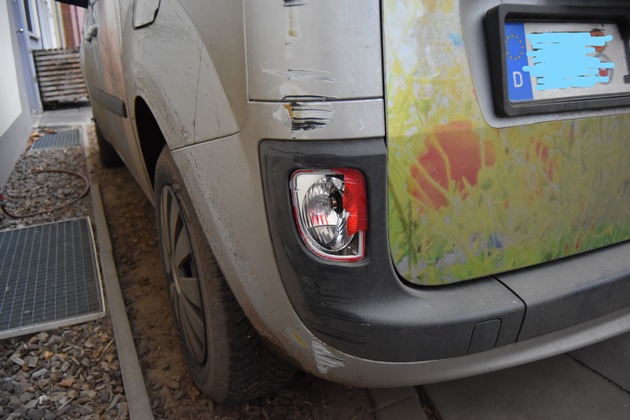 POL-NI: Angaben einer aufmerksamen Nachbarin führen zu Aufklärung einer Verkehrsunfallflucht in Estorf