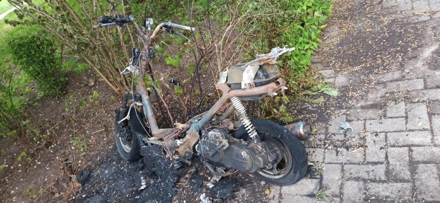 POL-ANK: Gestohlene Motorroller in Greifswald in Brand gesetzt