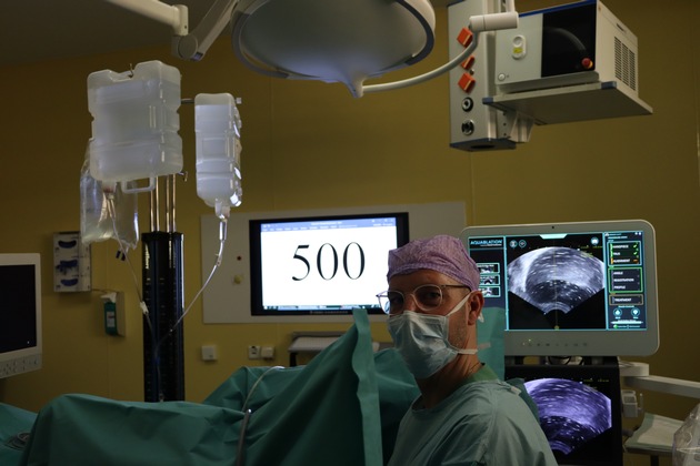 Urologie im Asklepios Westklinikum Hamburg: Mit 500 AquaBeam Operationen die weltweit meisten Behandlungen der BPH