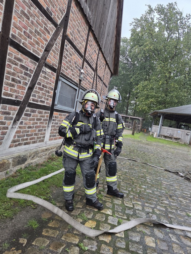 FW-WRN: Löschgruppe Langern übte mit Löschzug aus Selm