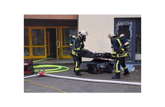 FW-DO: 23.09.2019 - Feuer in Lütgendortmund
Kindertagesstätte nach Brand geschlossen