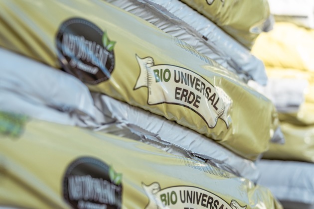 Mehr Nachhaltigkeit im Garten: toom macht's möglich / Weniger Pestizide und Plastikmüll, mehr Moorschutz: Umweltfreundlicher gärtnern mit toom