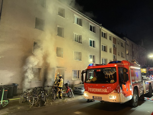 FW-E: Kellerbrand in Altendorf - 12 Bewohner durch Rauchgas verletzt