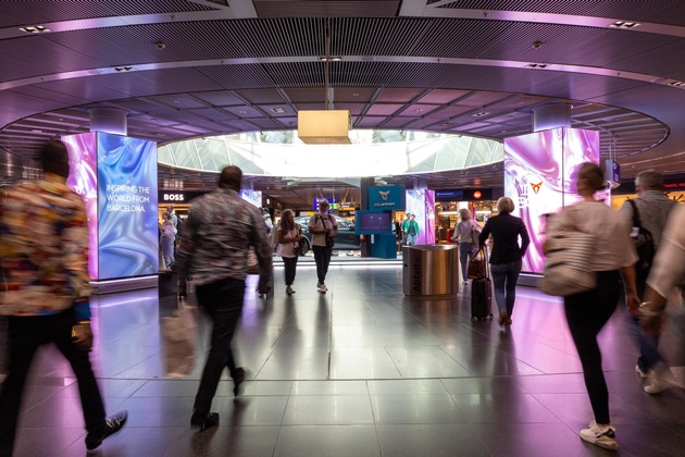 Pressemitteilung: CUPRA baut seinen Markenauftritt am Flughafen Frankfurt weiter aus