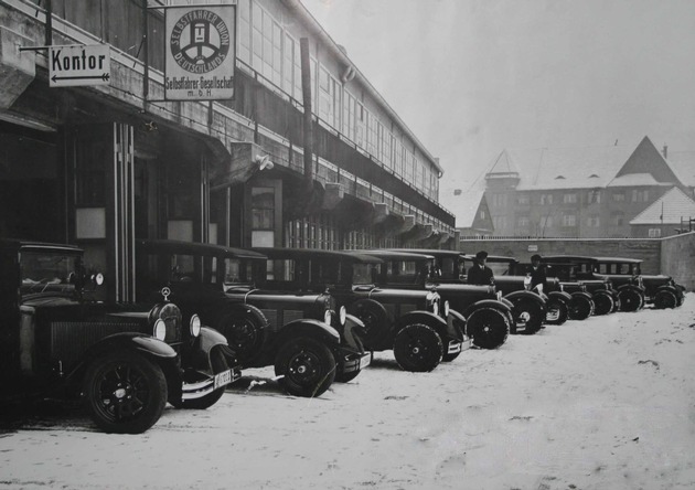 90 Jahre Zukunft für Sie / Europcar Deutschland feiert 90. Firmenjubiläum