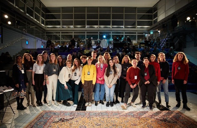 Caritas Schweiz / Caritas Suisse: Auszeichnung für nachhaltige und soziale Projekte / "KaribuPads" gewinnt den youngCaritas-Award 2022