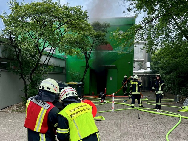 FW-MH: Feuerwehreinsatz am Schul- und Sportzentrum Boverstraße