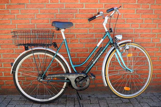 POL-OS: Quakenbrück: Erdbeerdiebe ließen Fahrräder zurück