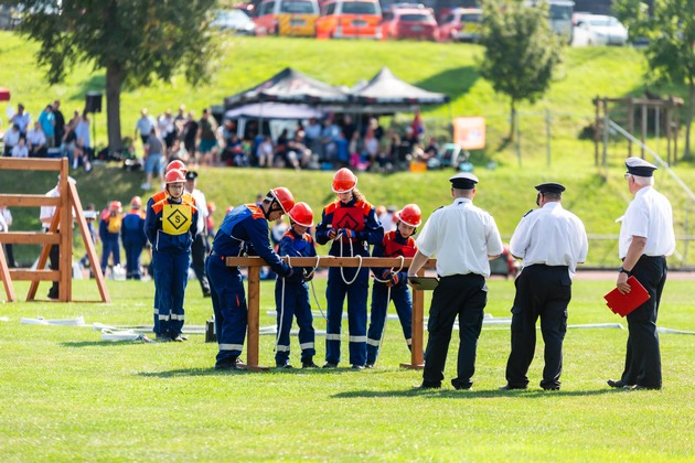 Feuerwehr MTK: Spannende Wettkämpfe: Feuerwehr Eddersheim und Jugendfeuerwehr Hattersheim bei Hessischer Feuerwehrleistungsübung und Bundeswettbewerb