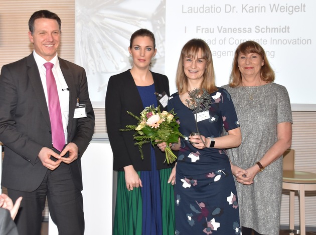 Verleihung des Sächsischen Gründerinnenpreises 2019 an Dr.-Ing. Karin Weigelt von Prismade Labs GmbH