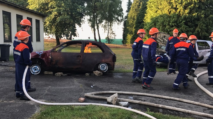 Feuerwehr Weeze: Teambuilding der Jugendfeuerwehr Weeze