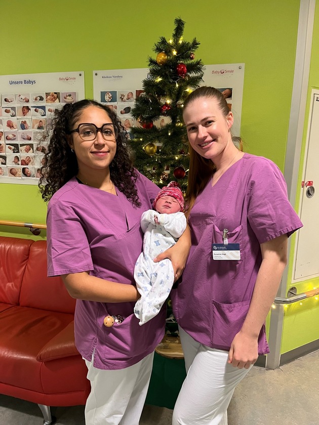 Pressemitteilung: Sarah Mousa kam blitzschnell - Klinikum N&uuml;rnberg begr&uuml;&szlig;t das Neujahrsbaby