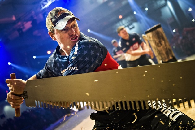 Spektakuläres Ergebnis der STIHL TIMBERSPORTS® Weltmeisterschaft 2015 / Neue Weltrekorde mit Axt und Säge