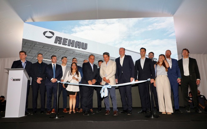 REHAU Window Solutions expandiert weiterhin weltweit – Werkseröffnung in Argentinien