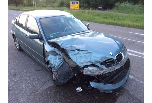 POL-PDNW: Lachen-Speyerdorf - Schwerer Verkehrsunfall mit 5 verletzten Personen